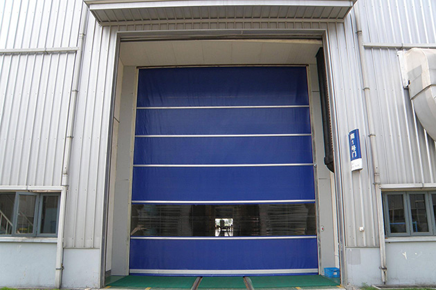 沈陽定做商場卷簾門的使用注意事項