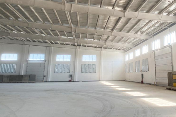 沈陽房地開發商為什么要給車庫安裝卷簾門？