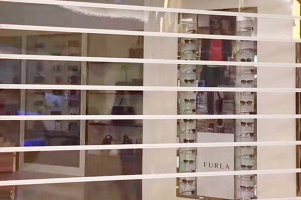 沈陽(yáng)商場(chǎng)卷簾門(mén)加工制作工藝流程