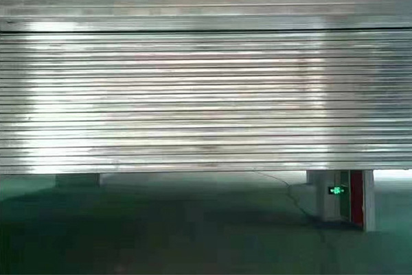 沈陽商場(chǎng)卷簾門加工廠家及其產(chǎn)品概述